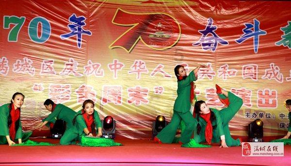 拯救电力塔的泰坦
